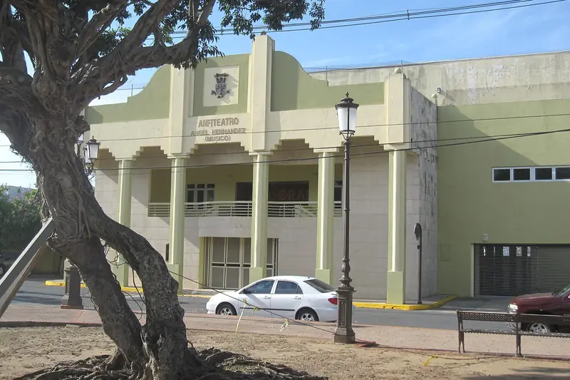 Town photo of Dorado, not of the business