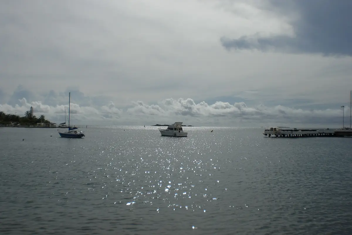 Town photo of Ponce, not of the business