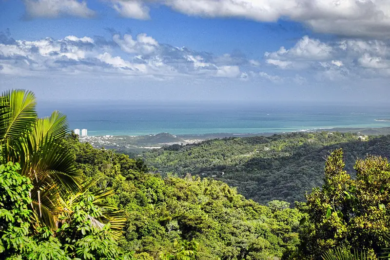 Town photo of Río Grande, not of the business