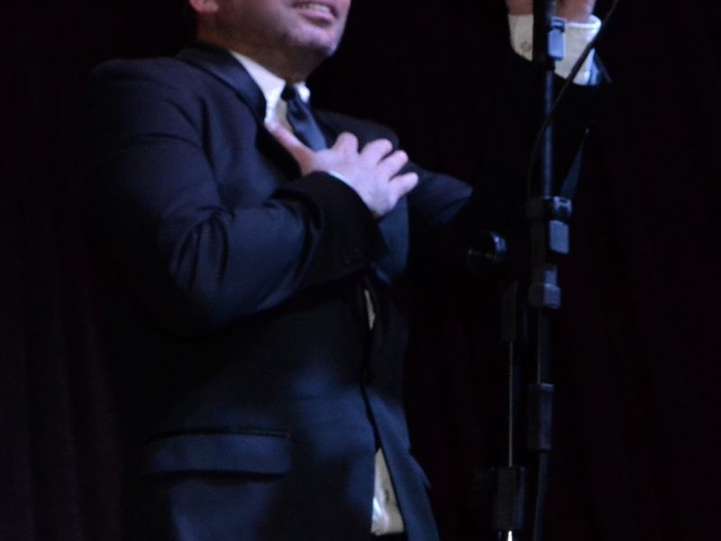 Marcos Llunas performing in concert