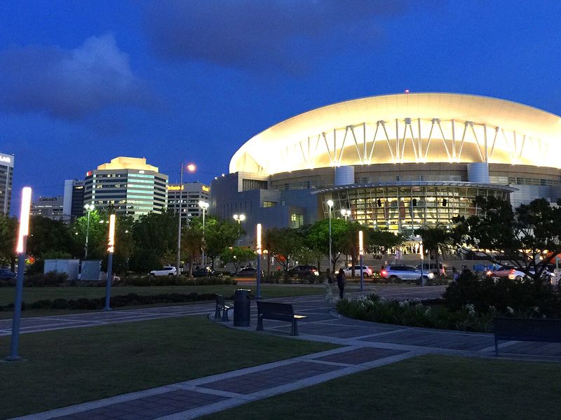 José Miguel Agrelot Coliseum at dusk, San Juan
