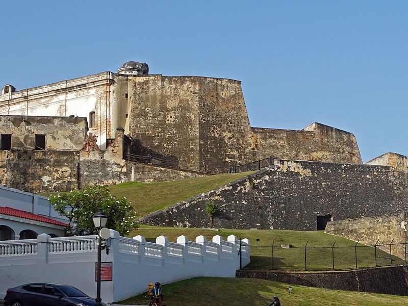 Castillo San Cristóbal, Old San Juan