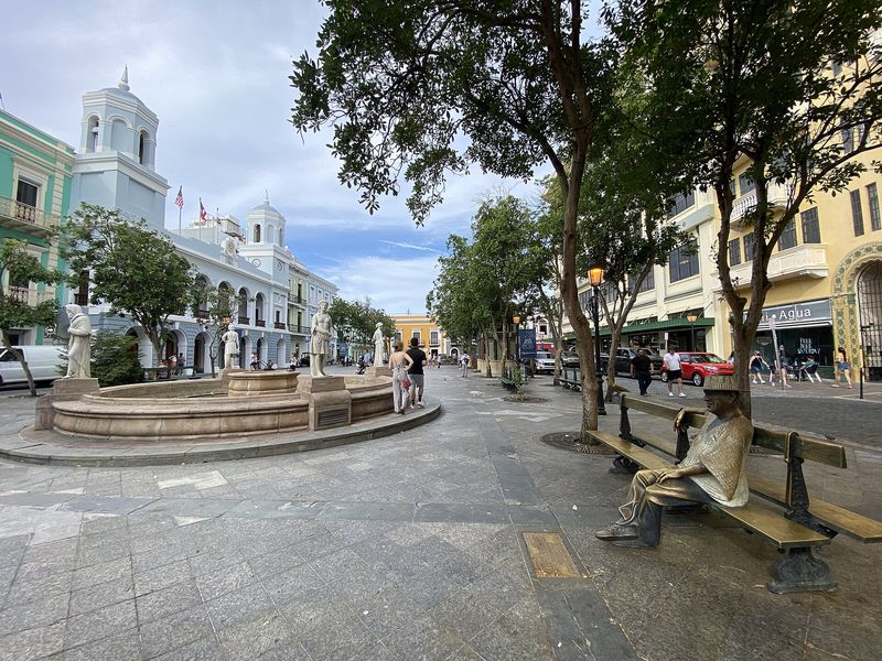 Plaza de Armas, Old San Juan