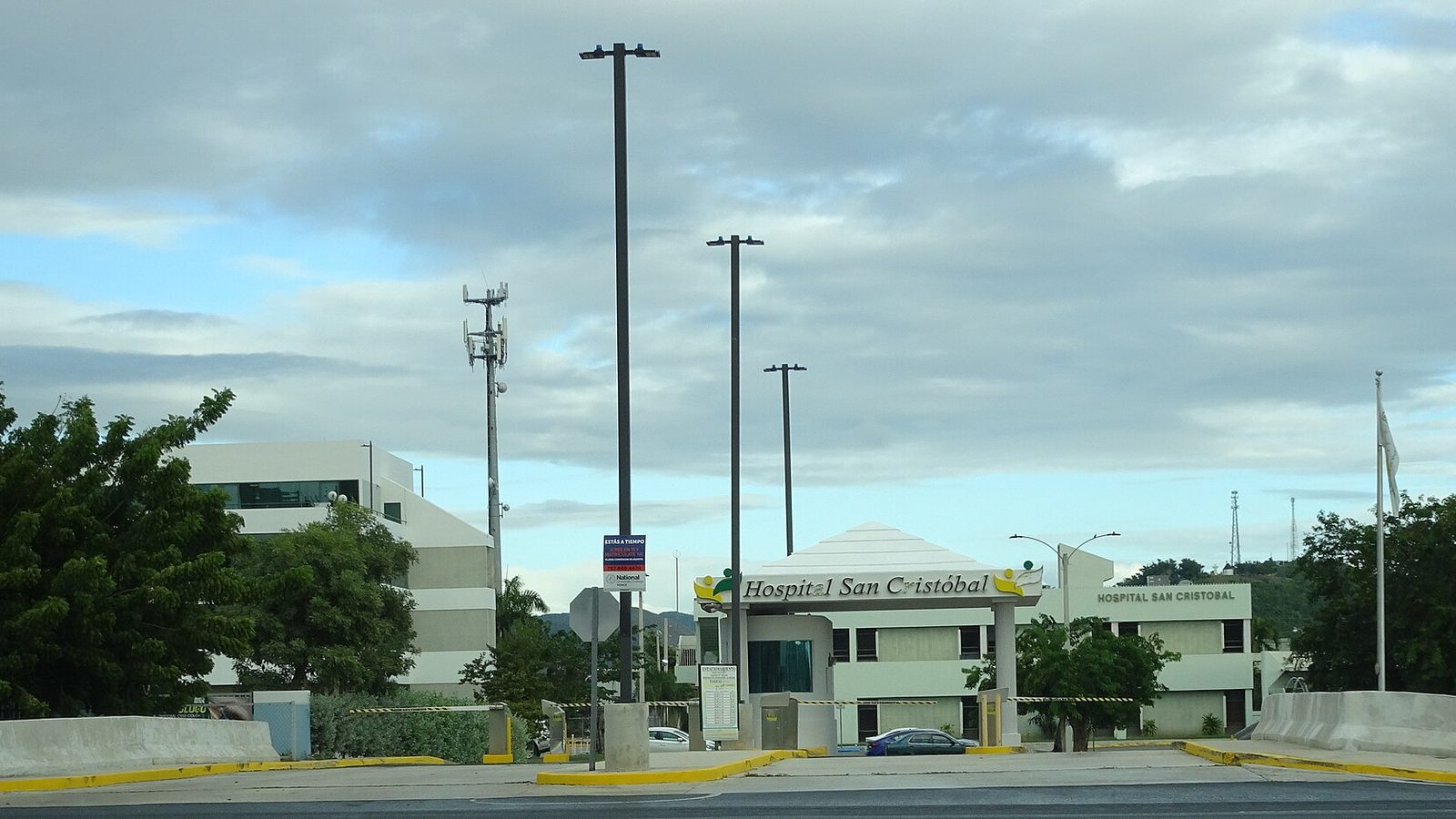 Hospital San Cristóbal on road PR-506, Coto Laurel, Ponce