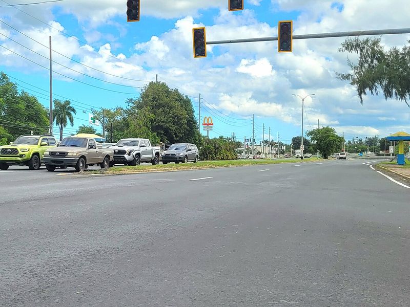 Cyclist warning road sign on Carretera PR-165 in Cataño, Puerto Rico