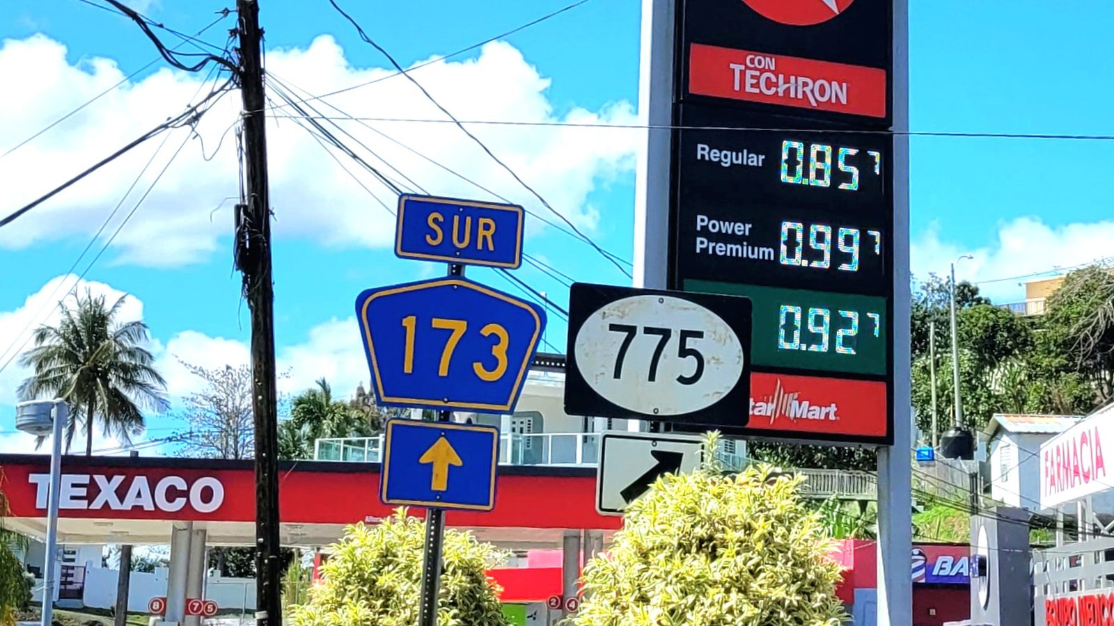 Texaco gas station along PR-173 in Cidra, Puerto Rico