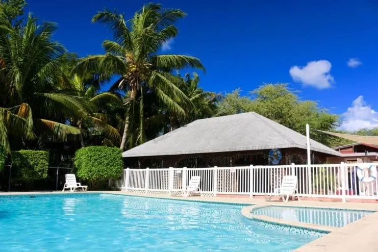 imagen de una piscina