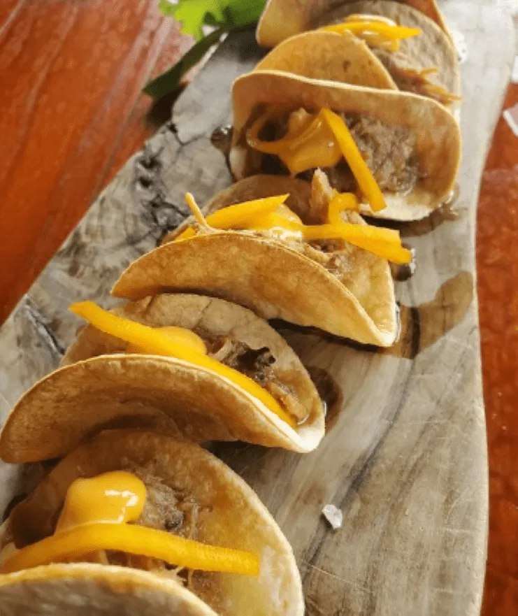 image of the food in Jota