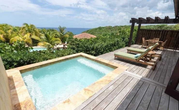 imagen de una piscina