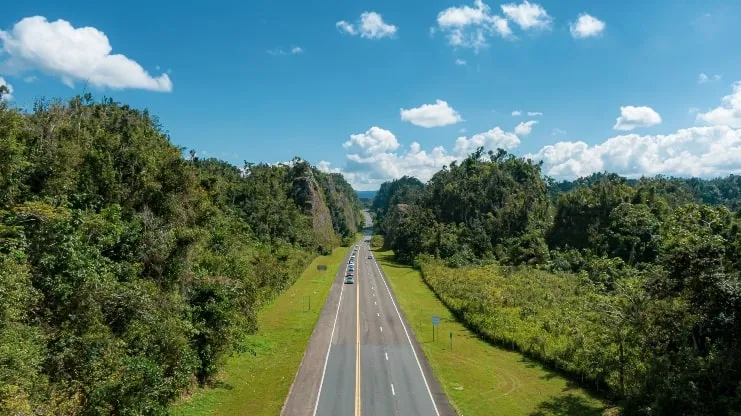 Vista aérea de una carretera