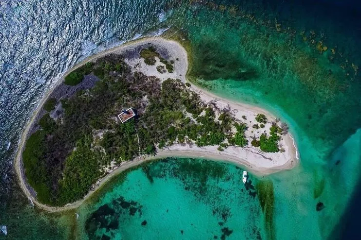 image of Cardona Island