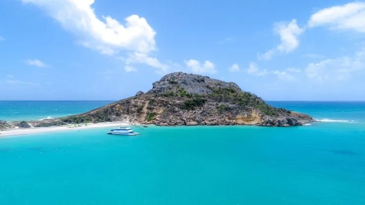 imagen de la Isla de Caja de Muertos