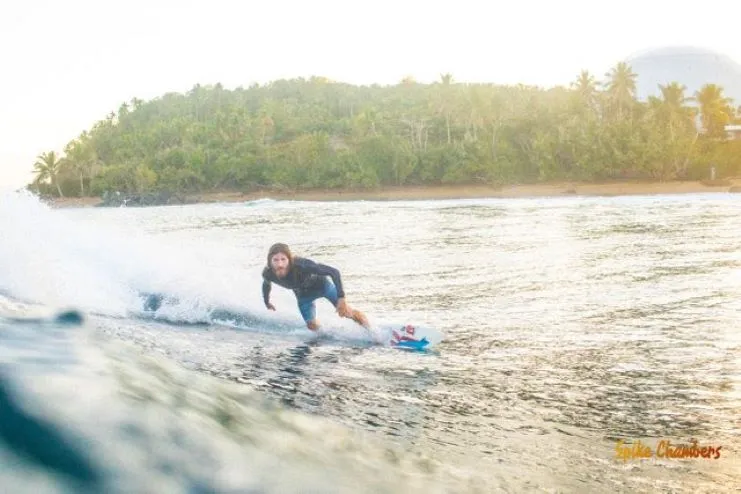 Un surfer en Domes