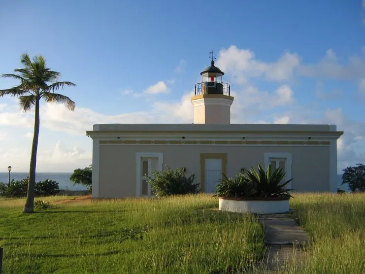 imagen del Faro Punta Mulas