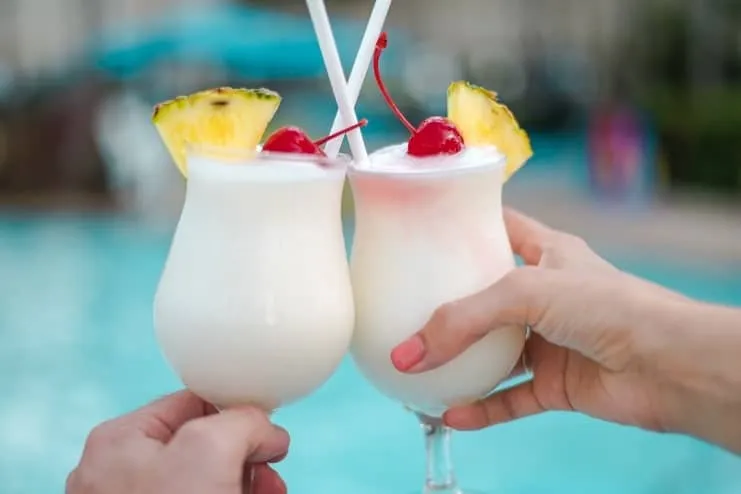 imagen de piña colada tropical del Caribe