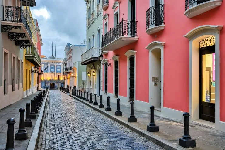 imagen de una calle del Viejo San Juan