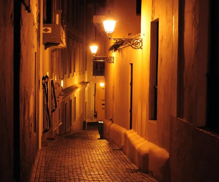 imagen del Viejo San Juan de noche
