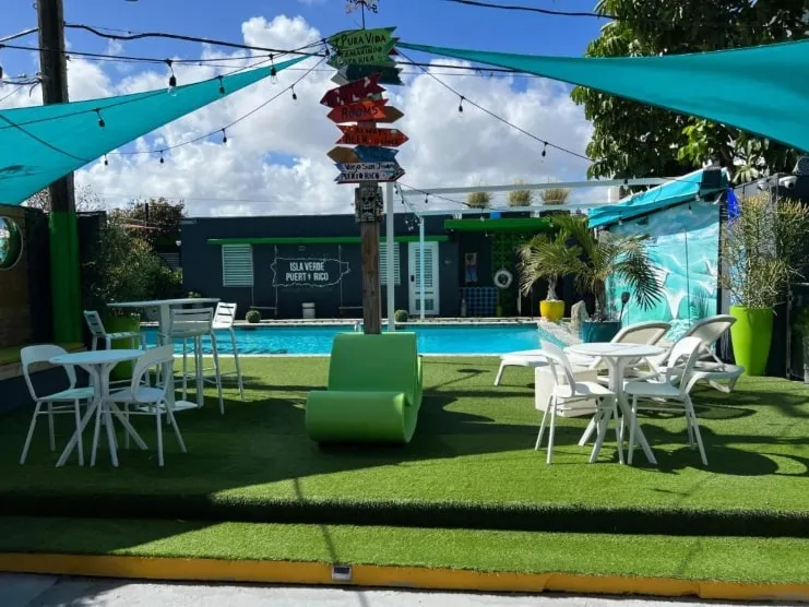 Common area at a Nómada hostel in San Juan