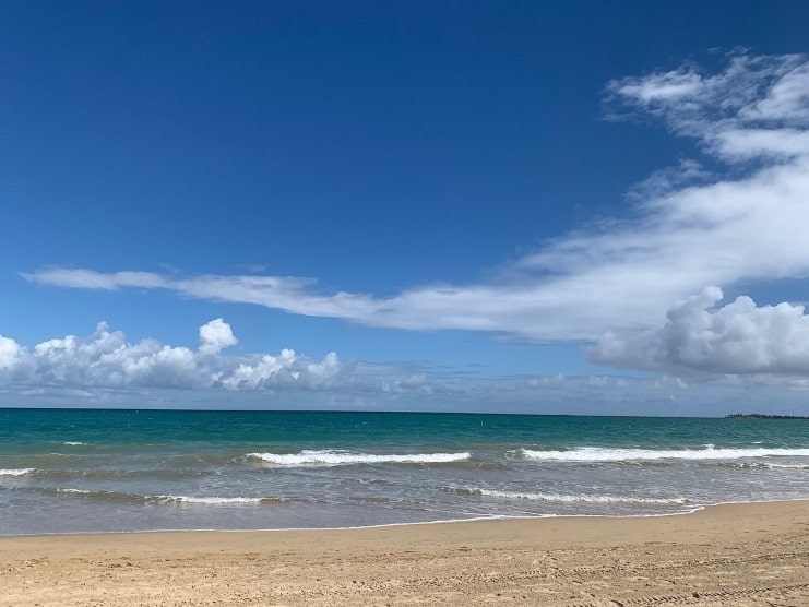 image of Carolina beach seashore