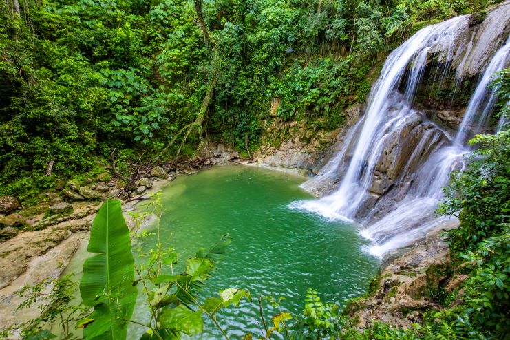 image of Gozalandia Waterfall