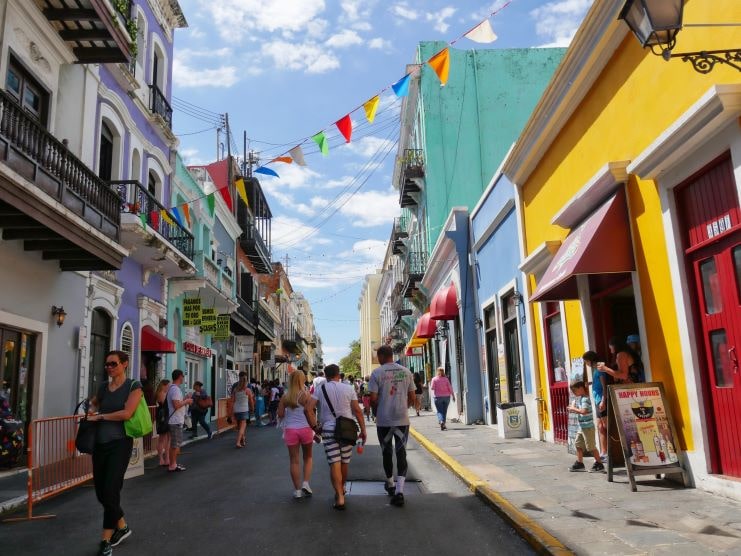 image of the colorful street of Old San Juan