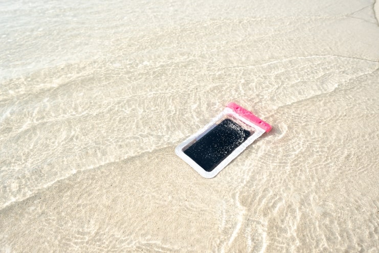 image of a waterproof phone case