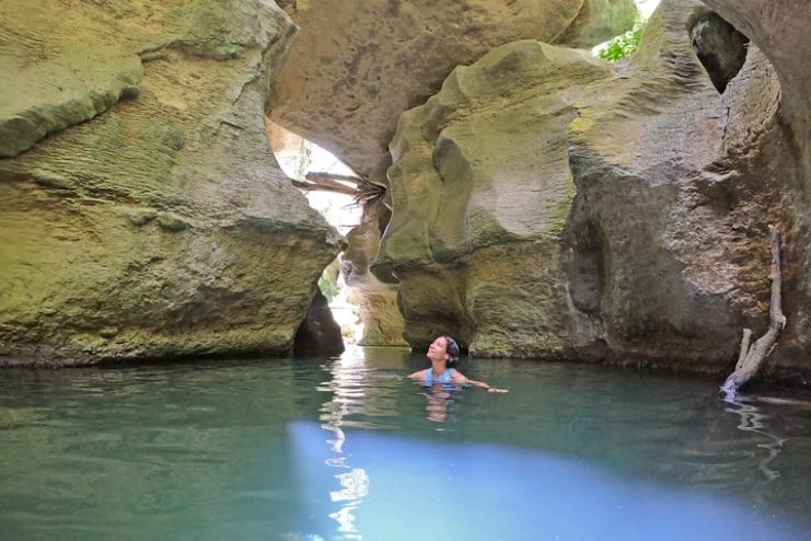 image of Arenales Caves