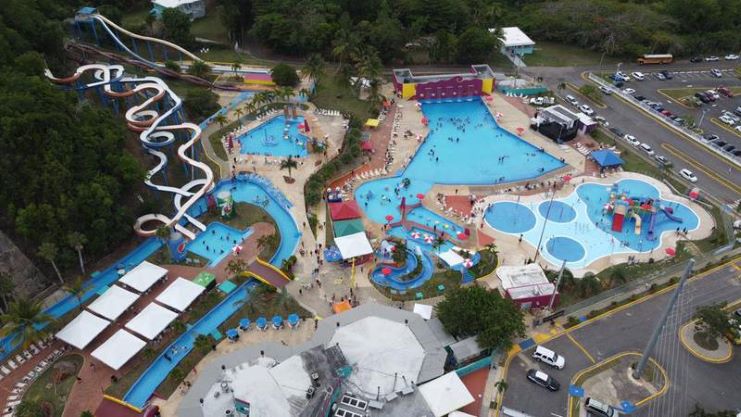 image of Las Cascadas Waterpark's aerial view