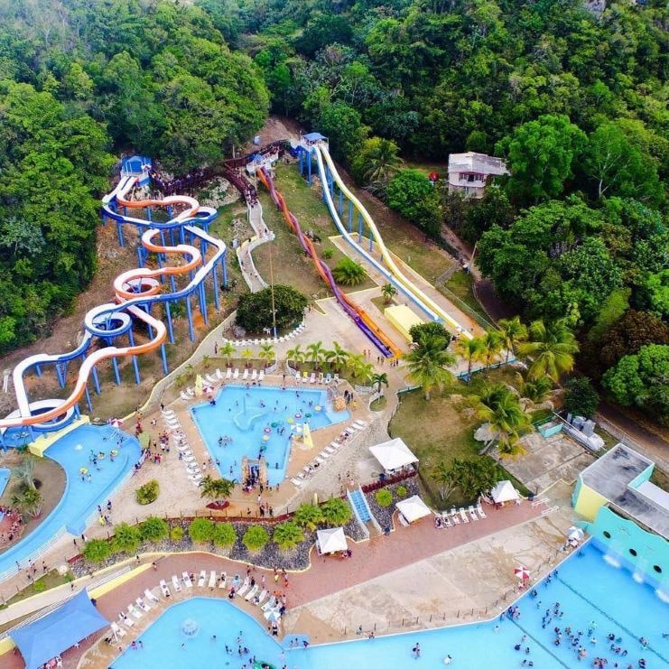 image of Las Cascadas pool slides