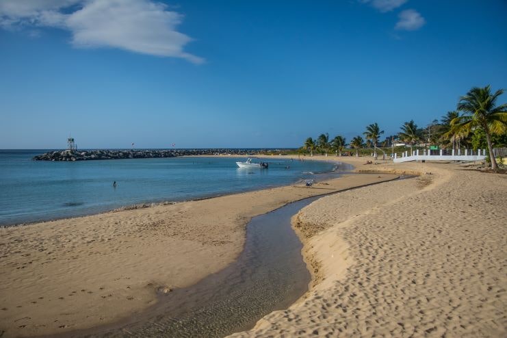 image of a white beach in Aguadilla