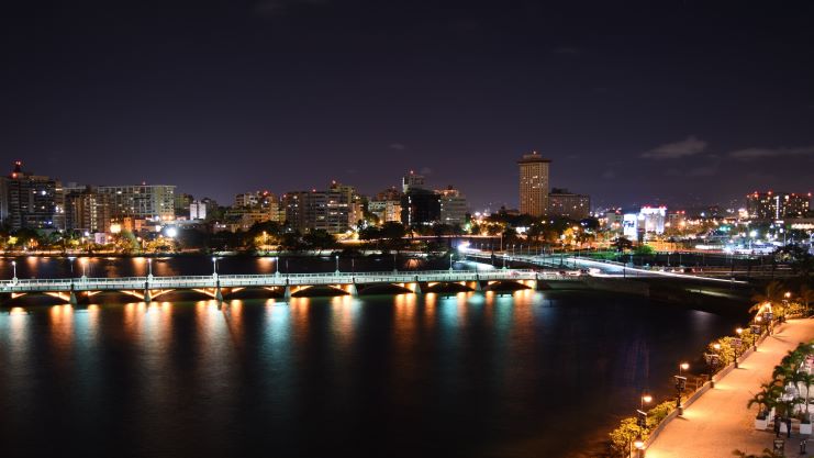 image of Condado lagoon at night