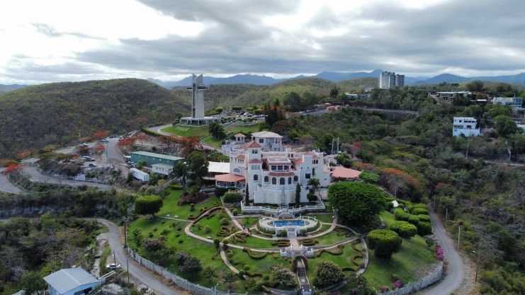 image of the aerial view of Serallés