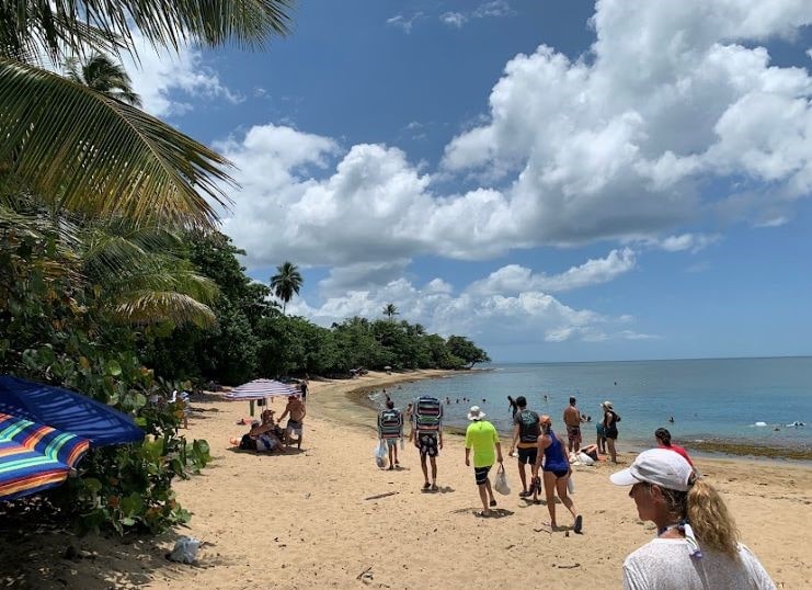 image of tourists at Steps Beach