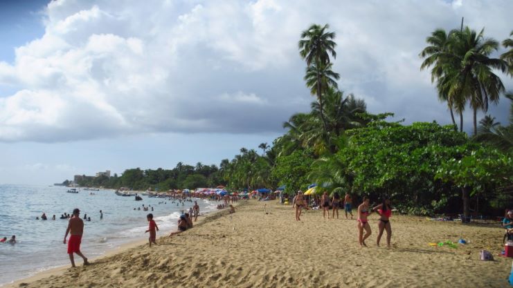 image of Almendros Beach