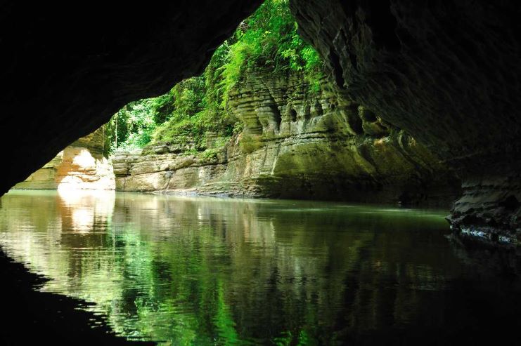 image of Angeles Cave