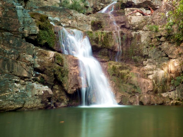 image of El Ultimo Brinco waterfall