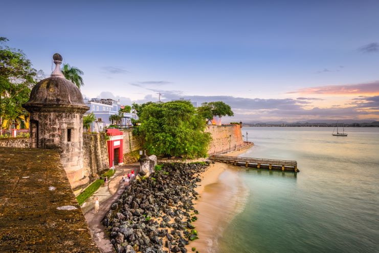 image of San Juan Gate in Paseo de La Princesa