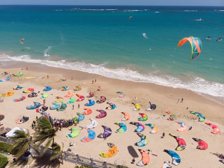 image of kitesurfing school in Isla Verde