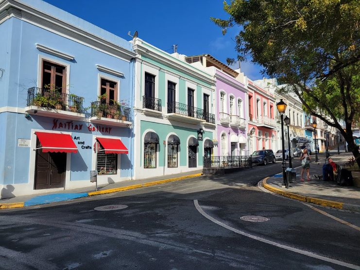 image of Old San Juan's colorful street