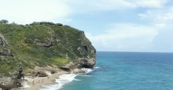 image of El Pastillo Beach