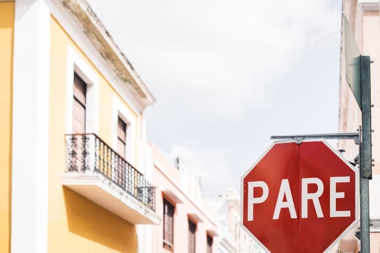 image of a traffic street sign