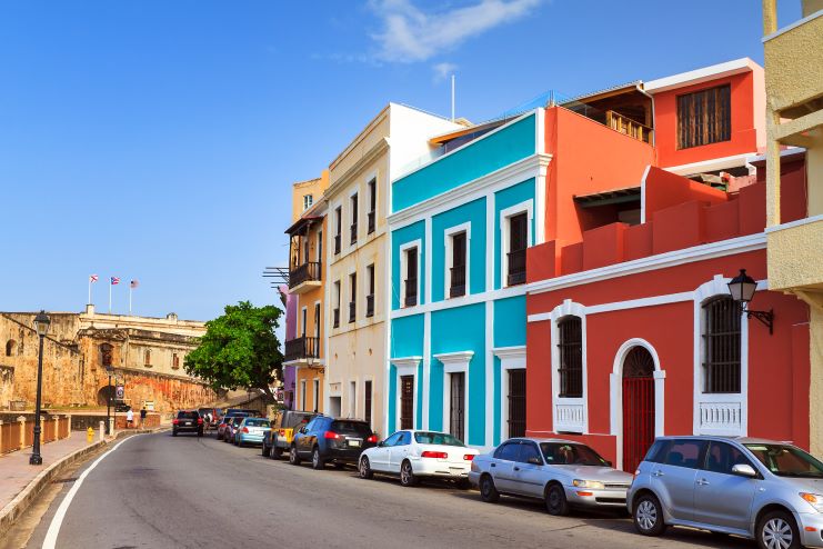 image of the vibrant street of San Juan