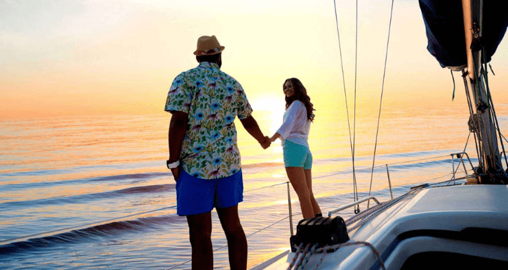 image of a couple in Romantic VIP Tour