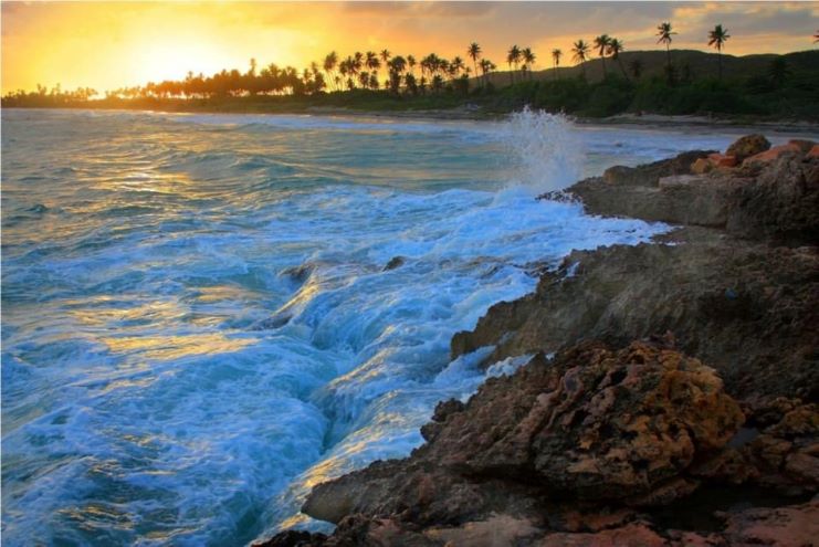 image of a beach in Guanica