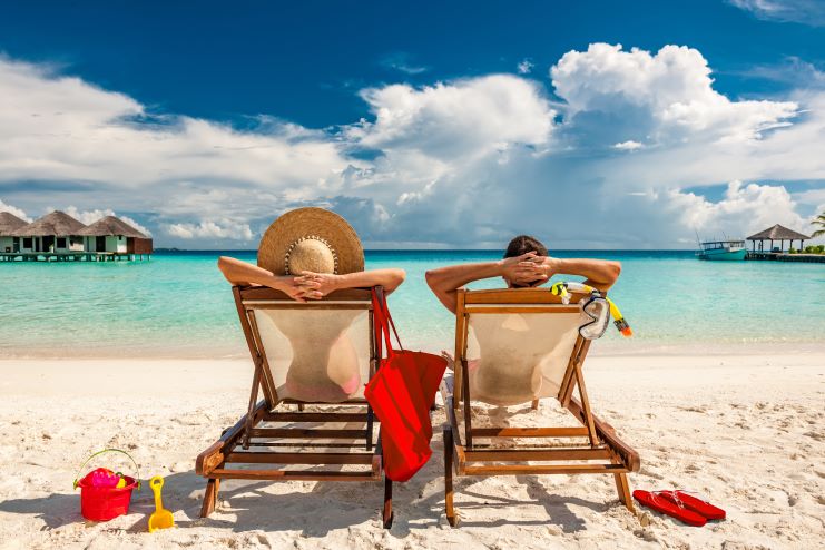 image of tourists in Maldives