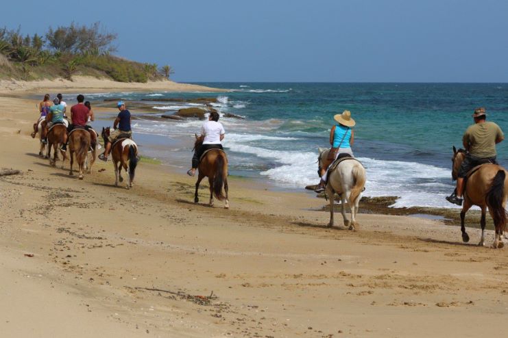 image showing horseback riding in PR